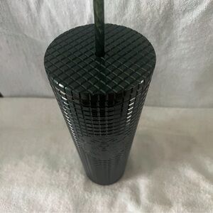 NWT Starbucks 24oz cold mug with straw